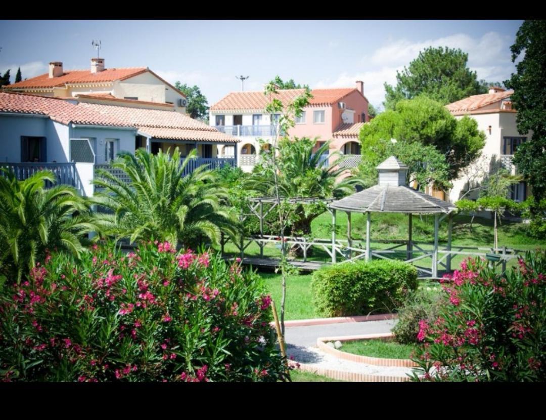 Malibu Village Canet-en-Roussillon Exterior photo