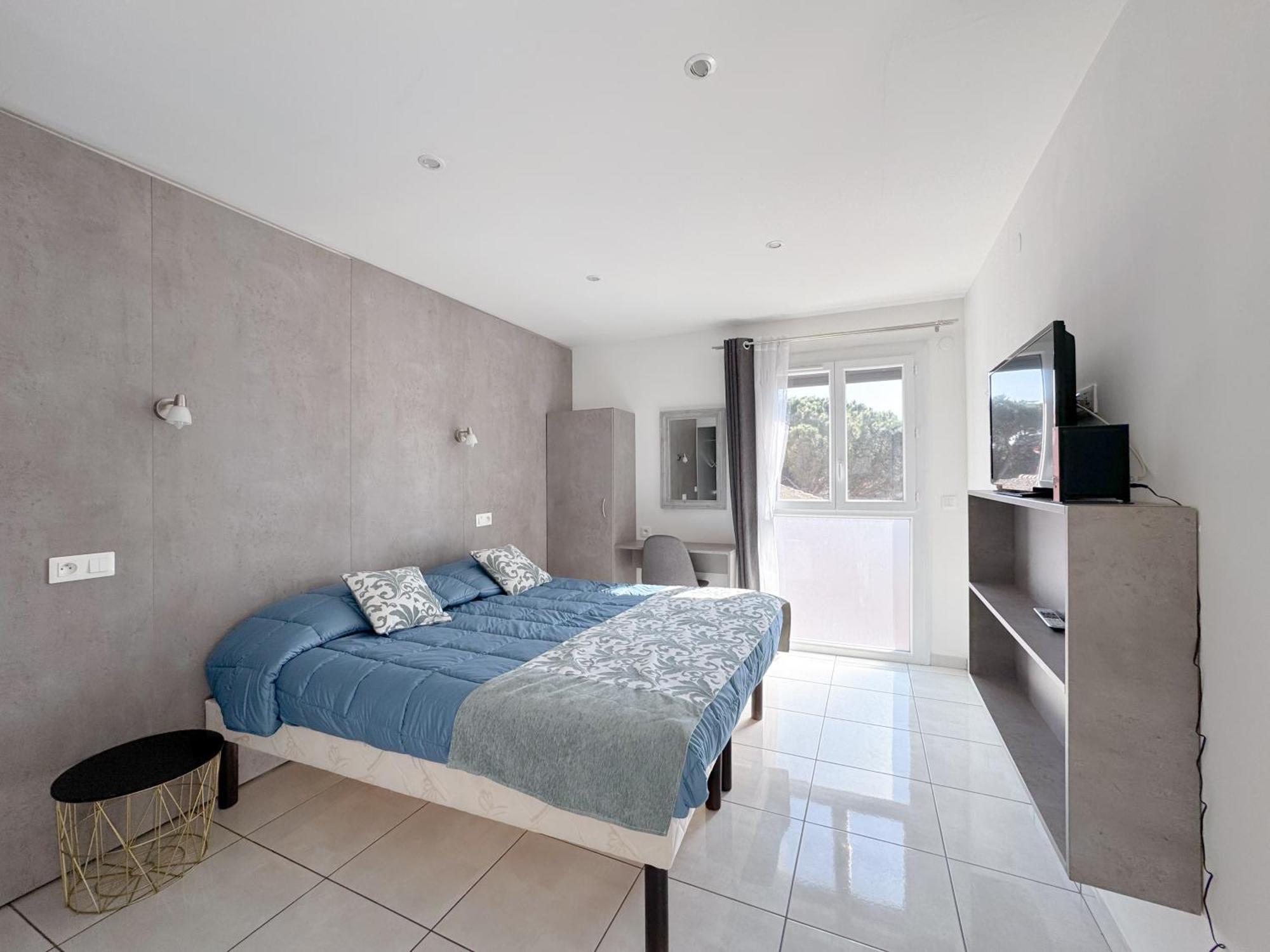 Malibu Village Canet-en-Roussillon Exterior photo