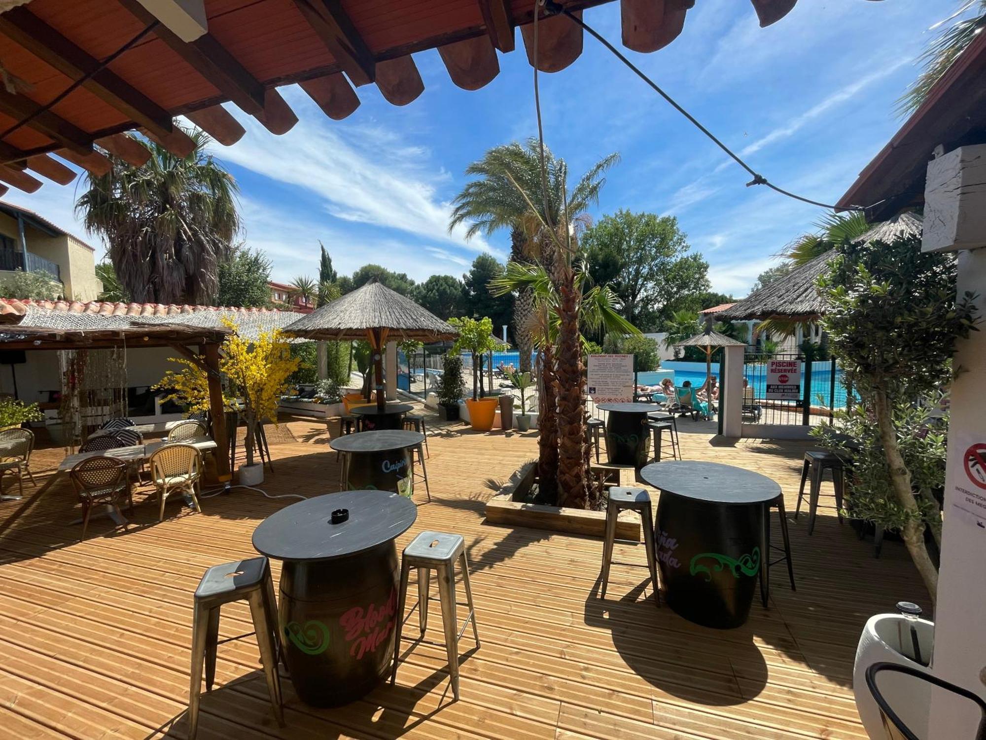 Malibu Village Canet-en-Roussillon Exterior photo