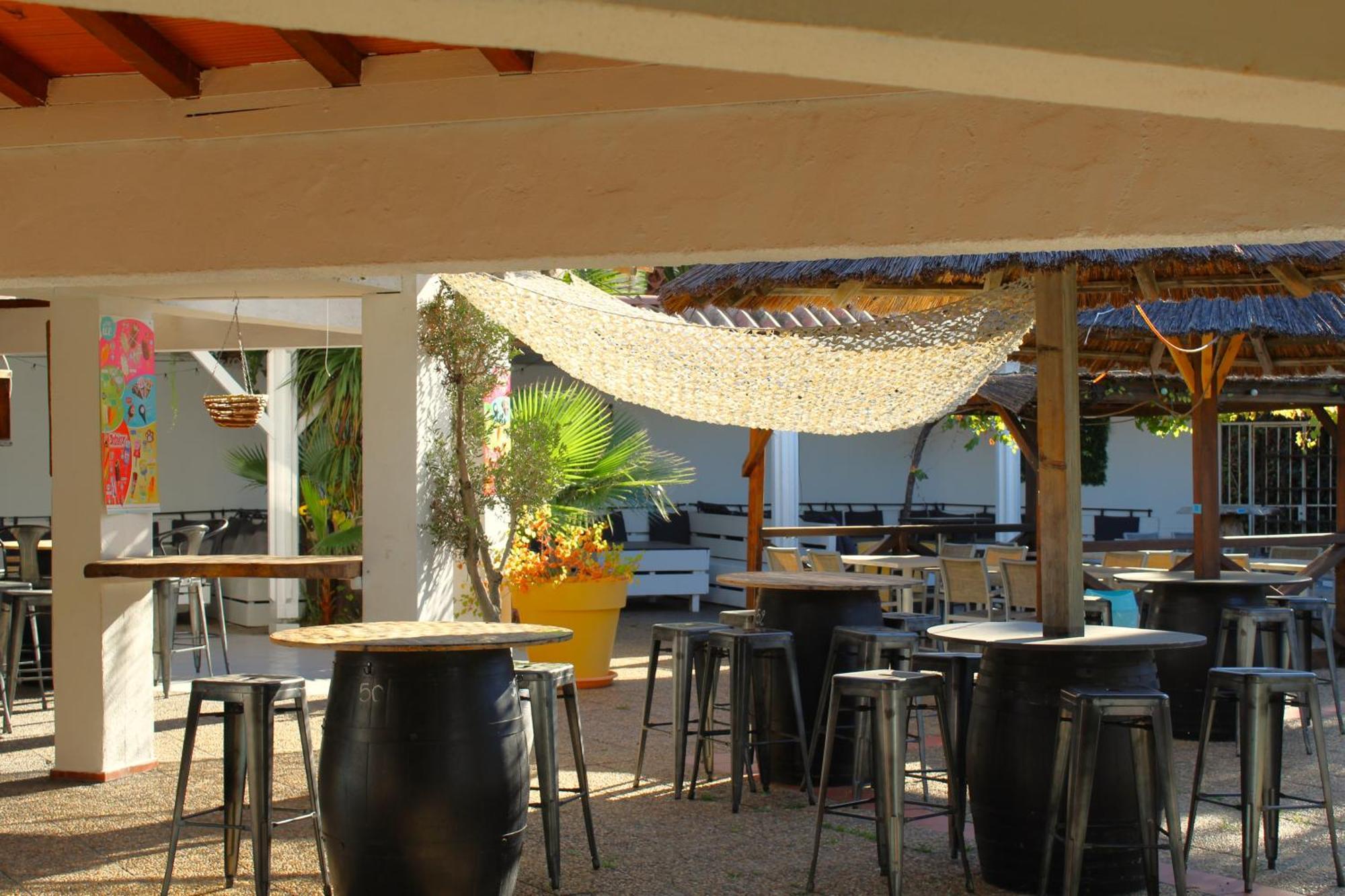 Malibu Village Canet-en-Roussillon Exterior photo