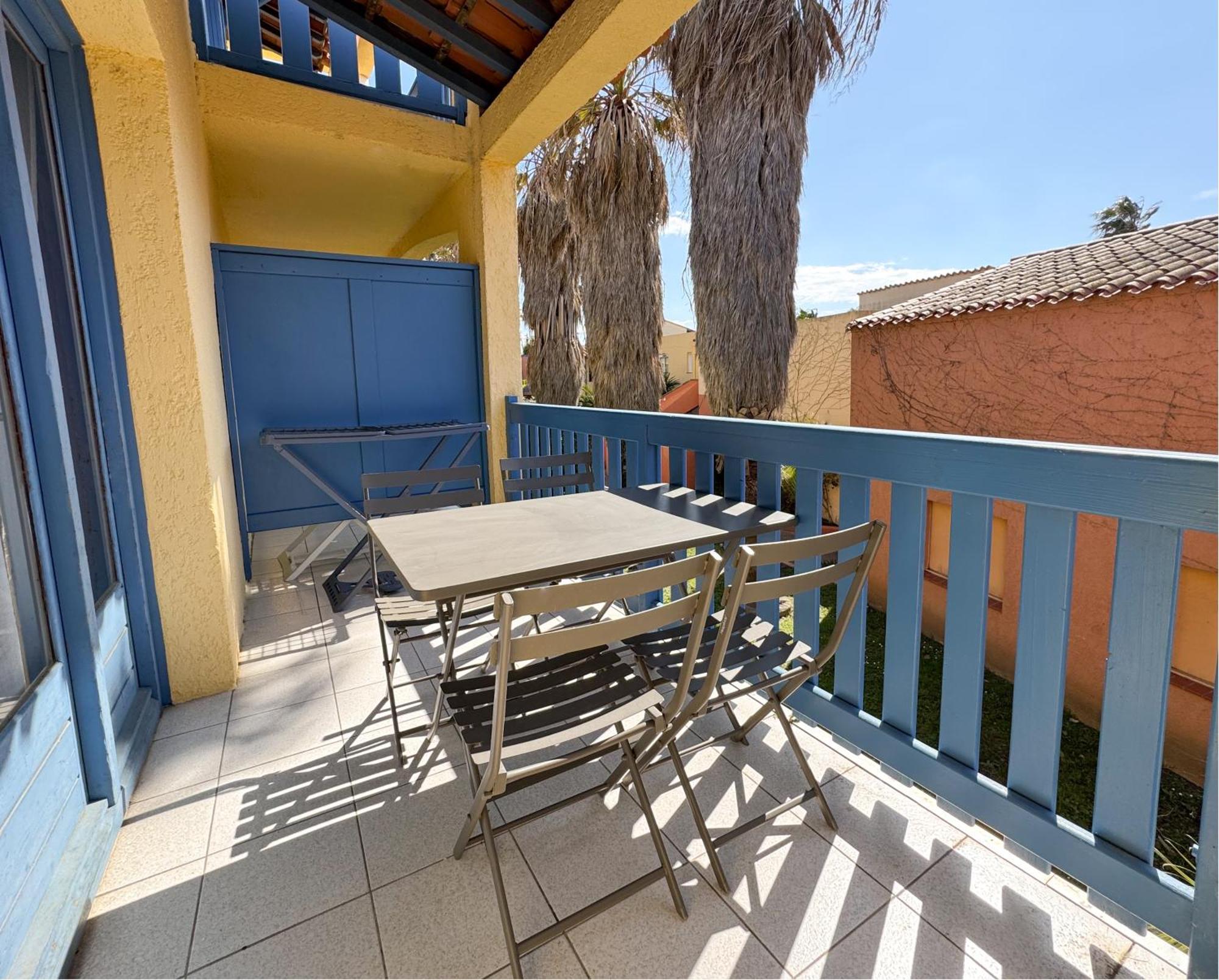 Malibu Village Canet-en-Roussillon Exterior photo