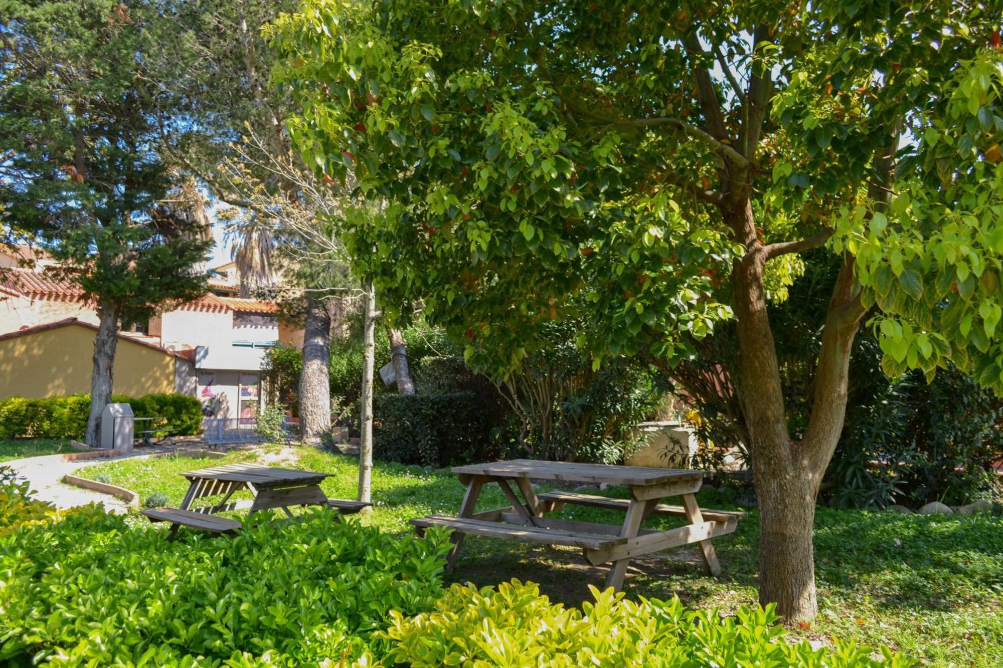 Malibu Village Canet-en-Roussillon Exterior photo