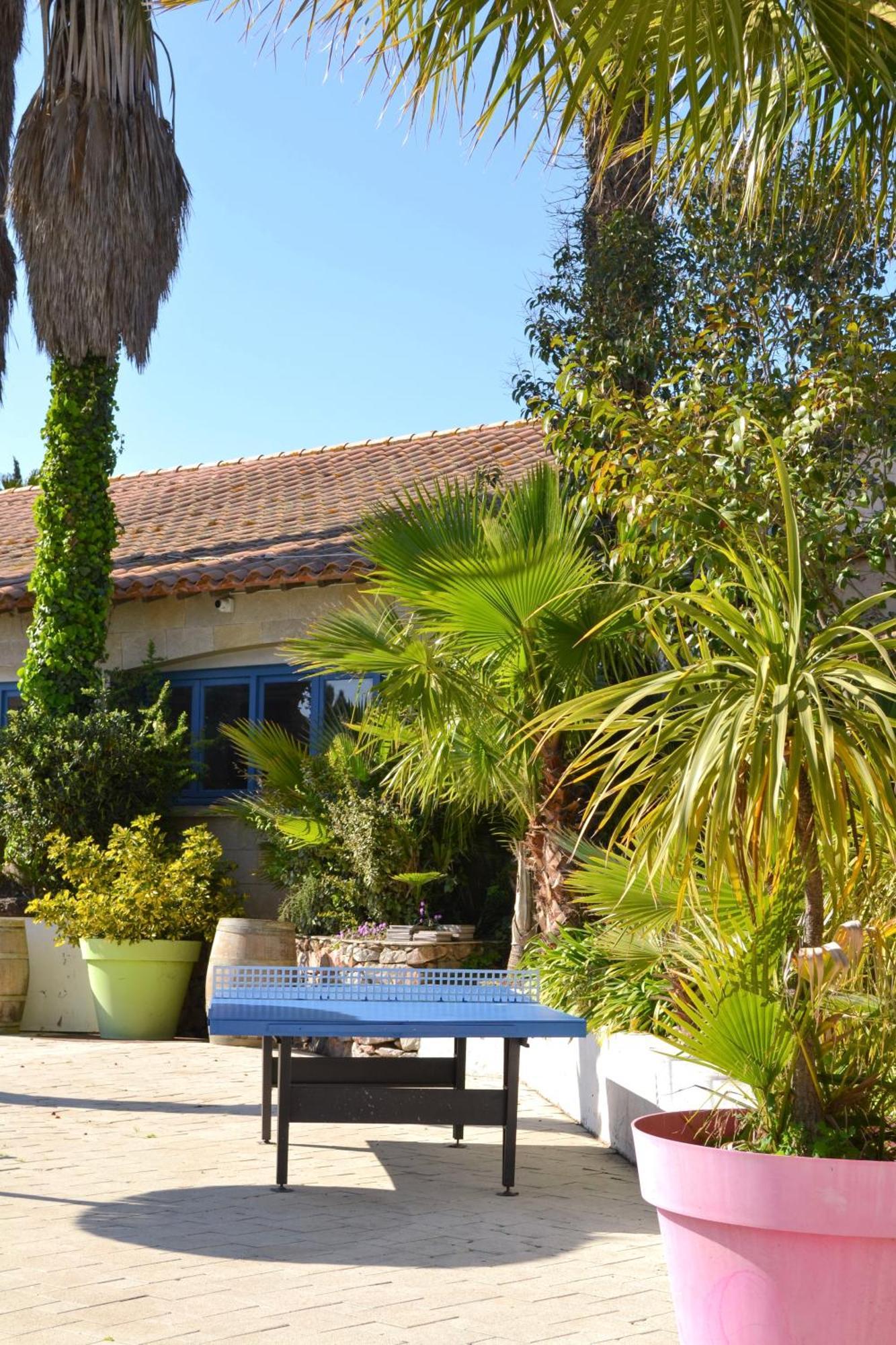 Malibu Village Canet-en-Roussillon Exterior photo